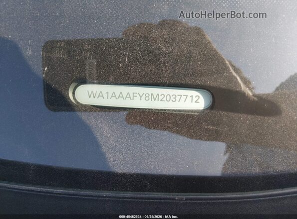 WA1AAAFY8M2037712 2021 AUDI Q5 White Вид підкапотного простору