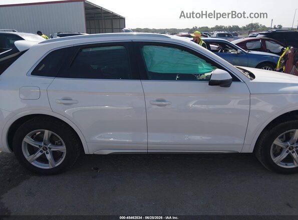 WA1AAAFY8M2037712 2021 AUDI Q5 White Вид щитка приладів