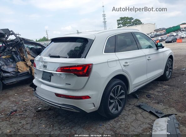 WA1AAAFY9M2042093 2021 AUDI Q5 White 