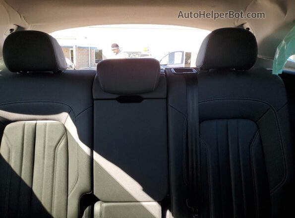WA1AAAFY9M2055104 2021 AUDI Q5 Black Widok tylnych siedzeń