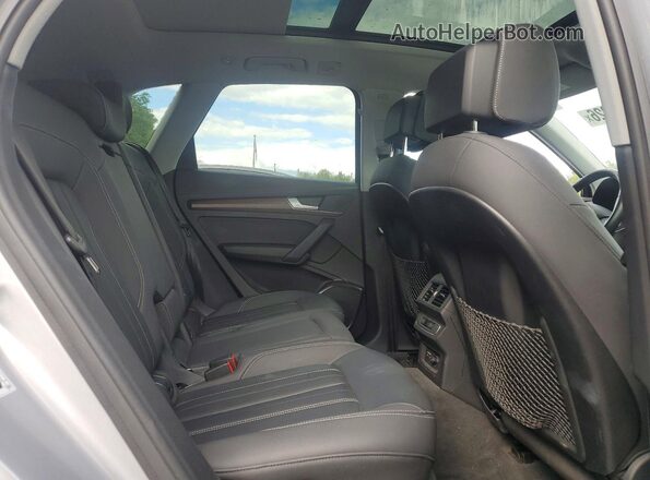 WA1AAAFY9M2112174 2021 AUDI Q5 Silver 