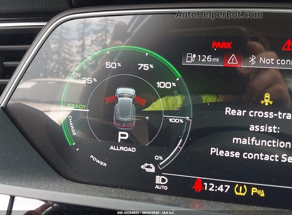 WA1AAAGE0NB007464 2022 AUDI E-TRON Silver 
