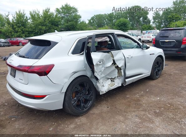 WA1AAAGE1MB003034 2021 AUDI E-TRON White Rear right
