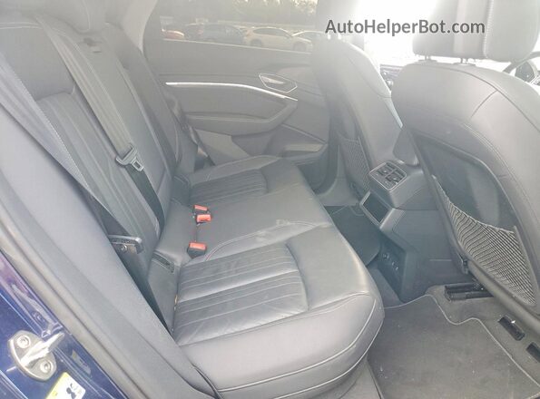 WA1AAAGE2NB022824 2022 AUDI E-TRON Blue 