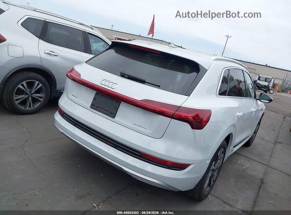 WA1AAAGE8MB014810 2021 AUDI E-TRON White Задня права чверть