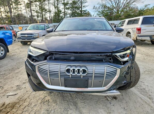 WA1AAAGE9MB011267 2021 AUDI E-TRON Black Вид спереду
