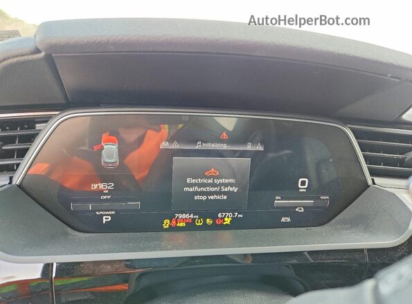 WA1AAAGE9MB011267 2021 AUDI E-TRON Black Вид щитка приладів