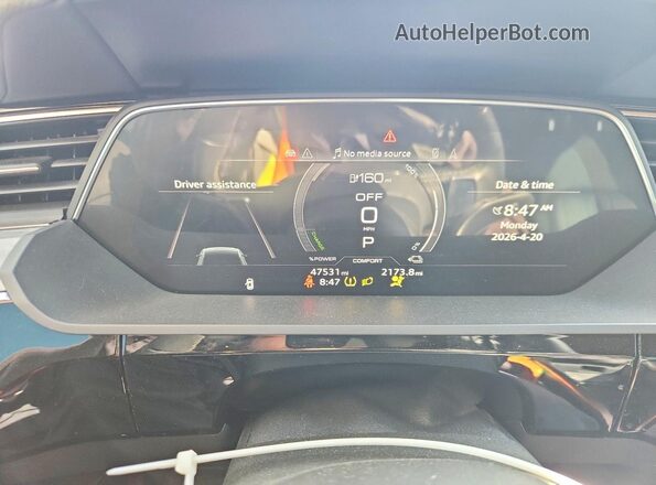 WA1AABGE4NB022555 2022 AUDI E-TRON Черный 