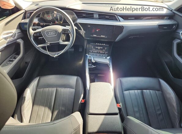 WA1AABGE4NB022555 2022 AUDI E-TRON Черный 