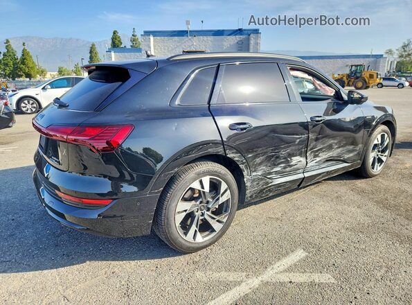 WA1AABGE4NB022555 2022 AUDI E-TRON Черный 