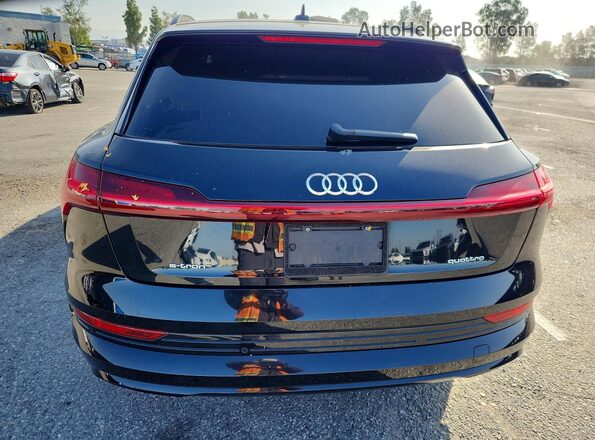 WA1AABGE4NB022555 2022 AUDI E-TRON Черный 