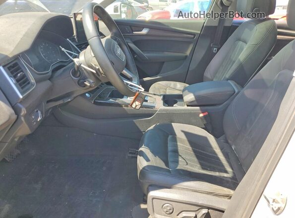WA1ABAFY1P2143159 2023 AUDI Q5 White Սալոնի դիմացի տեսք