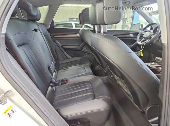 WA1ABAFY3P2190628 2023 AUDI Q5 White Rear seats view