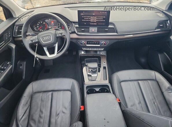 WA1ABAFY5P2168548 2023 AUDI Q5 Black Առջևի վահանակի տեսք