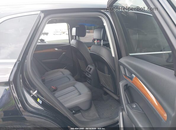 WA1ABAFY8P2001147 2023 AUDI Q5 Black Widok naklejki z numerem VIN