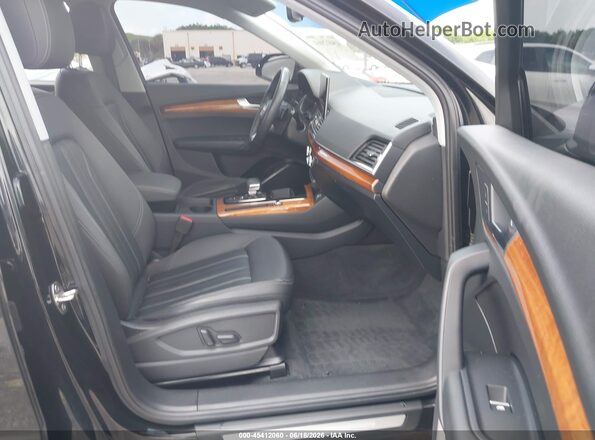 WA1ABAFY8P2001147 2023 AUDI Q5 Black Widok wnętrza z przodu