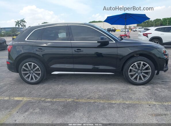 WA1ABAFY8P2001147 2023 AUDI Q5 Black Widok wnętrza 360 stopni