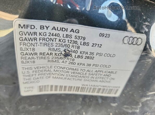 WA1ABAFY8R2013303 2024 AUDI Q5 Gray ძრავის განყოფილების ხედი