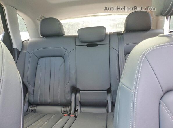 WA1ABAFY8R2111070 2024 AUDI Q5 Черный 