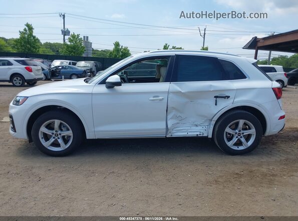 WA1ABAFY9R2045404 2024 AUDI Q5 White Vista interior de 360 grados