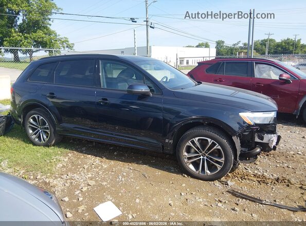WA1ACBF70SD034313 2025 AUDI Q7 Blue 360 interior view