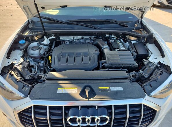 WA1AECF35L1032265 2020 AUDI Q3 White Engine compartment view