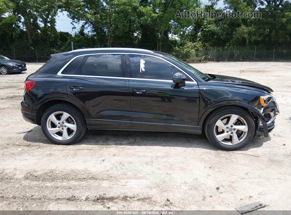 WA1AECF37K1065041 2019 AUDI Q3 Черный Вид задней части салона