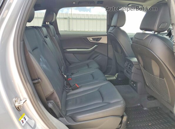WA1AHAF72KD041856 2019 AUDI Q7 Silver Հետևի նստատեղերի տեսք