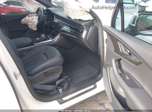 WA1AJAF70MD038834 2021 AUDI Q7 Белый Вид салона спереди