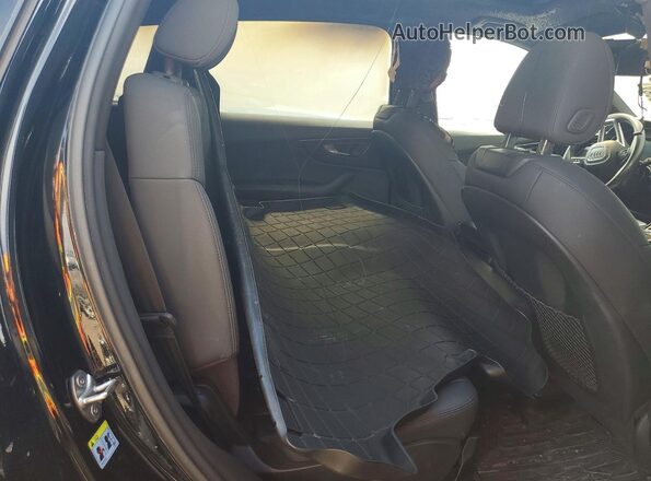 WA1AJAF73MD039783 2021 AUDI Q7 Black უკანა სავარძლების ხედი