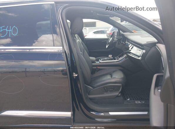WA1AJAF78MD034045 2021 AUDI Q7 Black Vista interior delantera