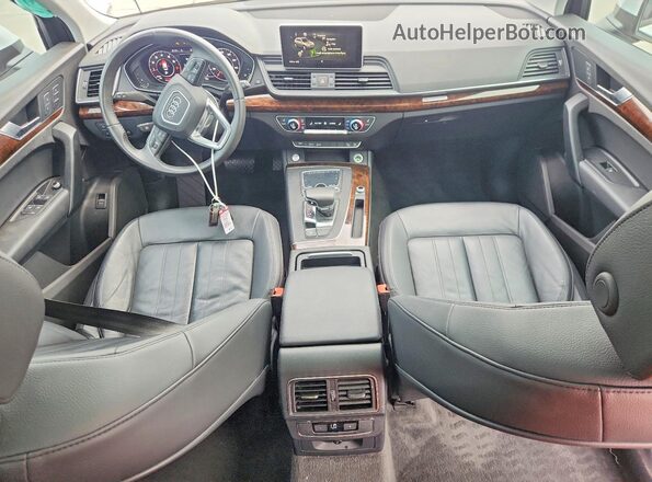 WA1ANAFY0J2016997 2018 AUDI Q5 White Вид панелі приладів