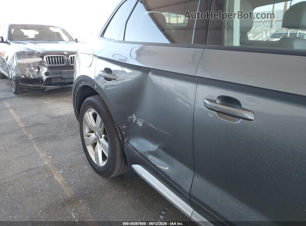 WA1ANAFY0J2026154 2018 AUDI Q5 Gray Front view