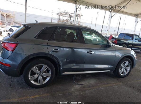 WA1ANAFY0J2026154 2018 AUDI Q5 Gray Rear interior view