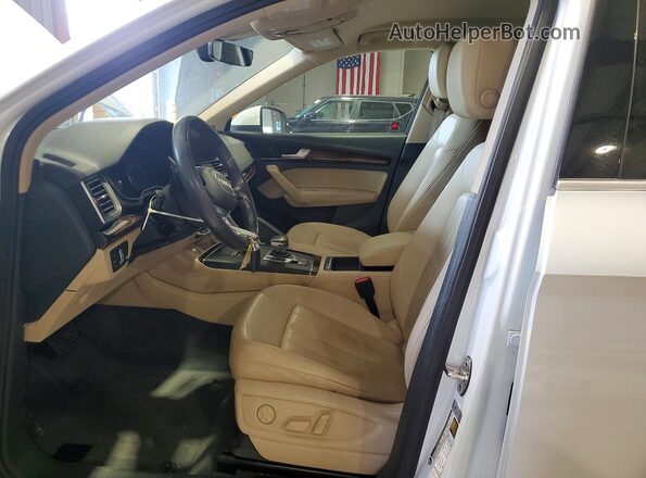 WA1ANAFY0K2117118 2019 AUDI Q5 White 