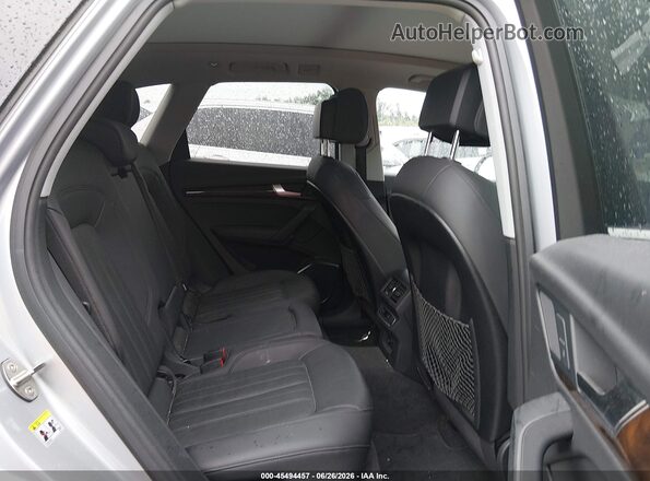 WA1ANAFY0L2082212 2020 AUDI Q5 Silver VIN կոդի պիտակի տեսք