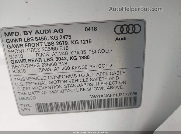 WA1ANAFY1J2177858 2018 AUDI Q5 White Widok komory silnika