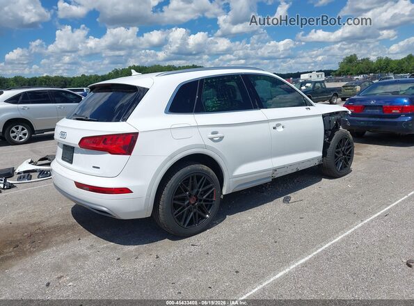 WA1ANAFY1K2118035 2019 AUDI Q5 White უკანა მარჯვენა