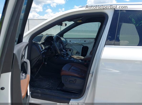 WA1ANAFY1K2118035 2019 AUDI Q5 White წინა სალონის ხედი