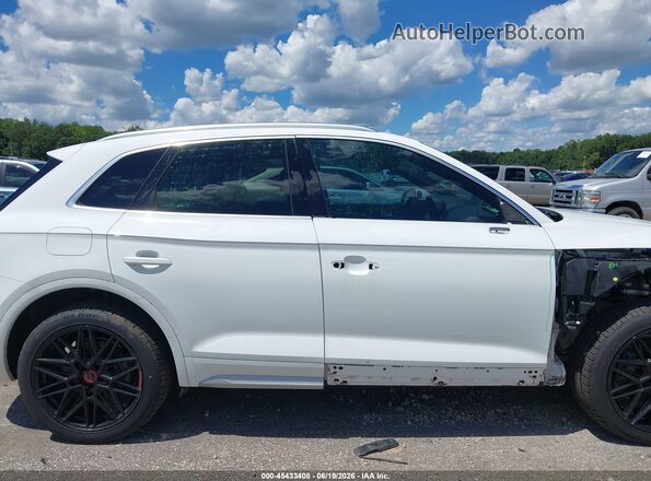 WA1ANAFY1K2118035 2019 AUDI Q5 White სალონის 360-გრადუსიანი ხედი