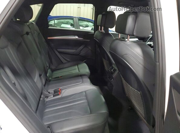 WA1ANAFY1L2106761 2020 AUDI Q5 White უკანა სავარძლების ხედი