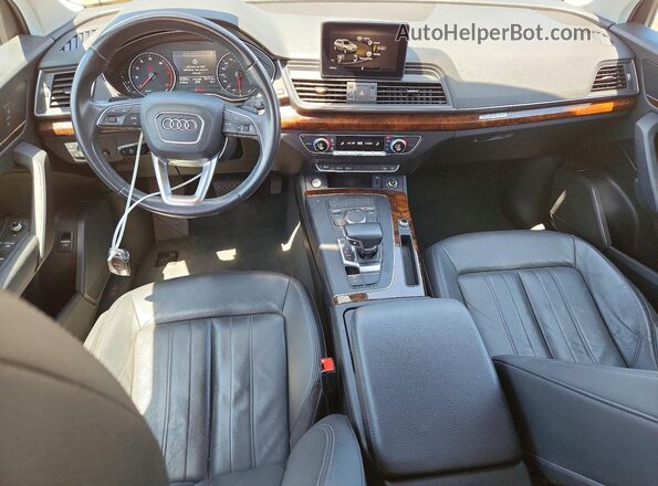 WA1ANAFY2J2134484 2018 AUDI Q5 Black Dashboard view