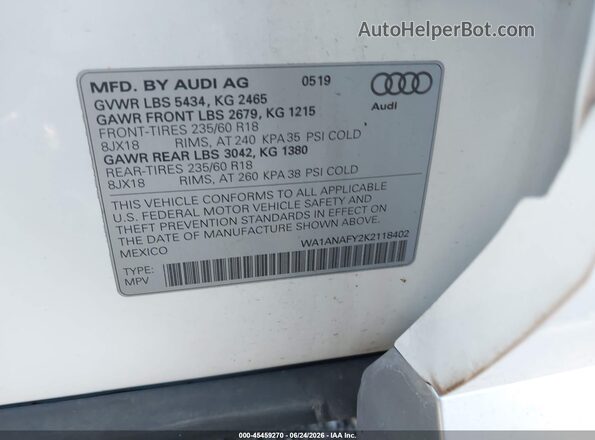 WA1ANAFY2K2118402 2019 AUDI Q5 White Вид підкапотного простору