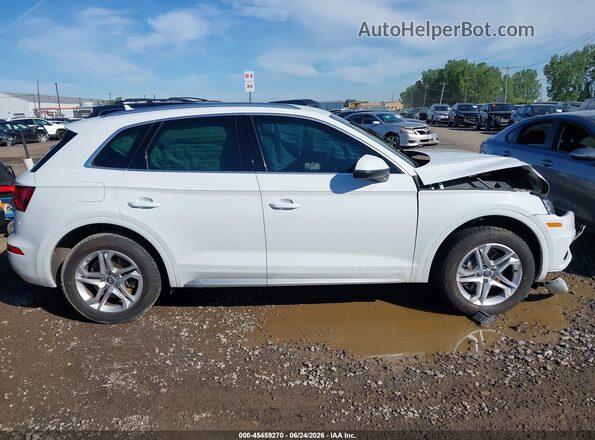 WA1ANAFY2K2118402 2019 AUDI Q5 White Панорамний вид салону 360°