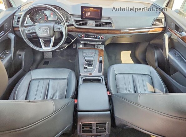 WA1ANAFY2K2124605 2019 AUDI Q5 White Սարքավորումների վահանակի տեսք