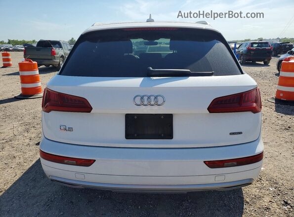 WA1ANAFY3K2072174 2019 AUDI Q5 White Rear view