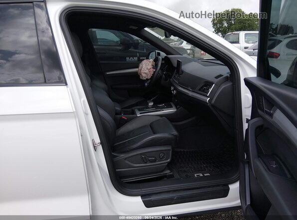 WA1ANAFY3L2085203 2020 AUDI Q5 White წინა სალონის ხედი