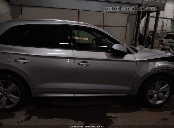 WA1ANAFY4J2199420 2018 AUDI Q5 Серебряный Вид задней части салона