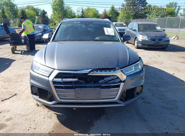 WA1ANAFY5J2116576 2018 AUDI Q5 Gray Սարքավորումների վահանակի տեսք