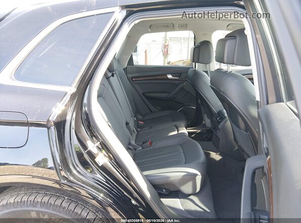 WA1ANAFY5L2057290 2020 AUDI Q5 Black VIN sticker view